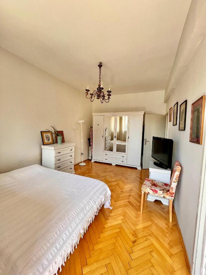 Mint Apartment Tivat Exteriör bild