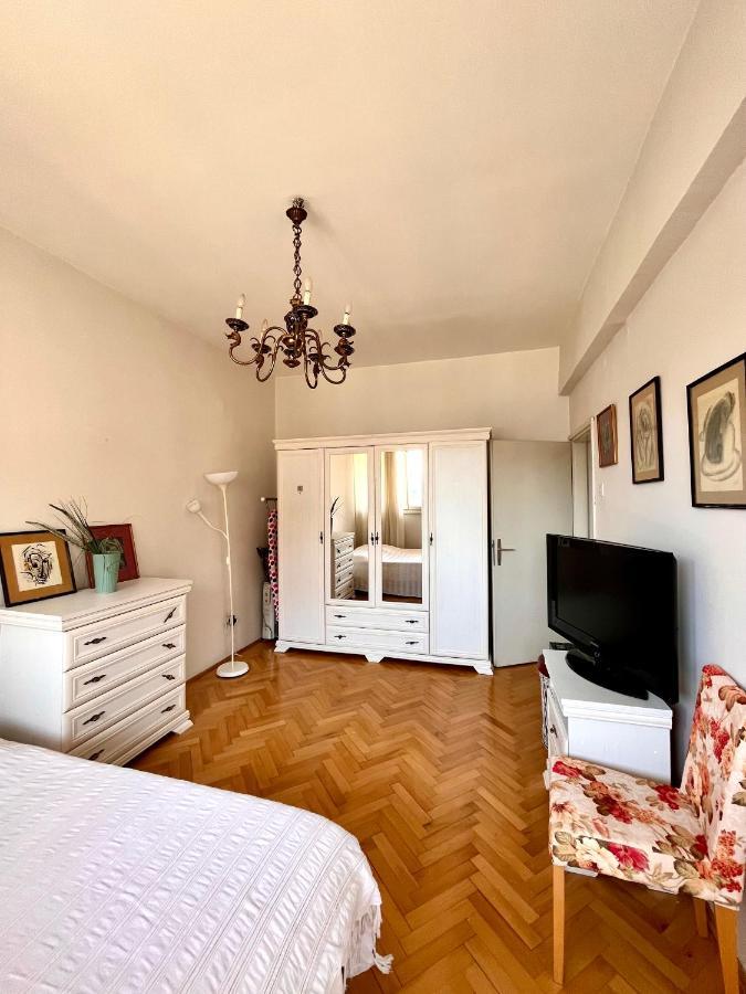 Mint Apartment Tivat Exteriör bild
